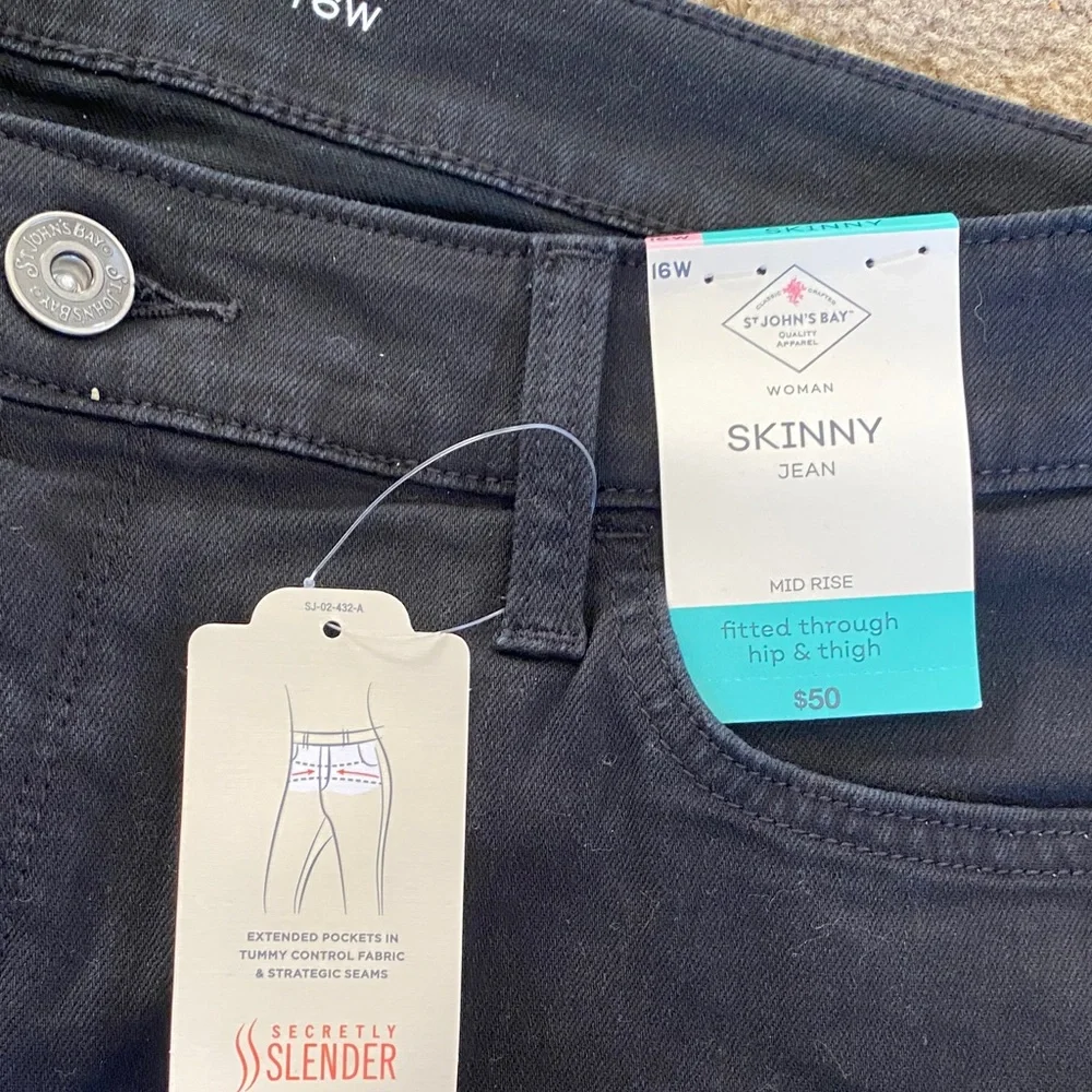 St. John's Bay Women's Ankle Jeans - Black - Picture 3 of 4